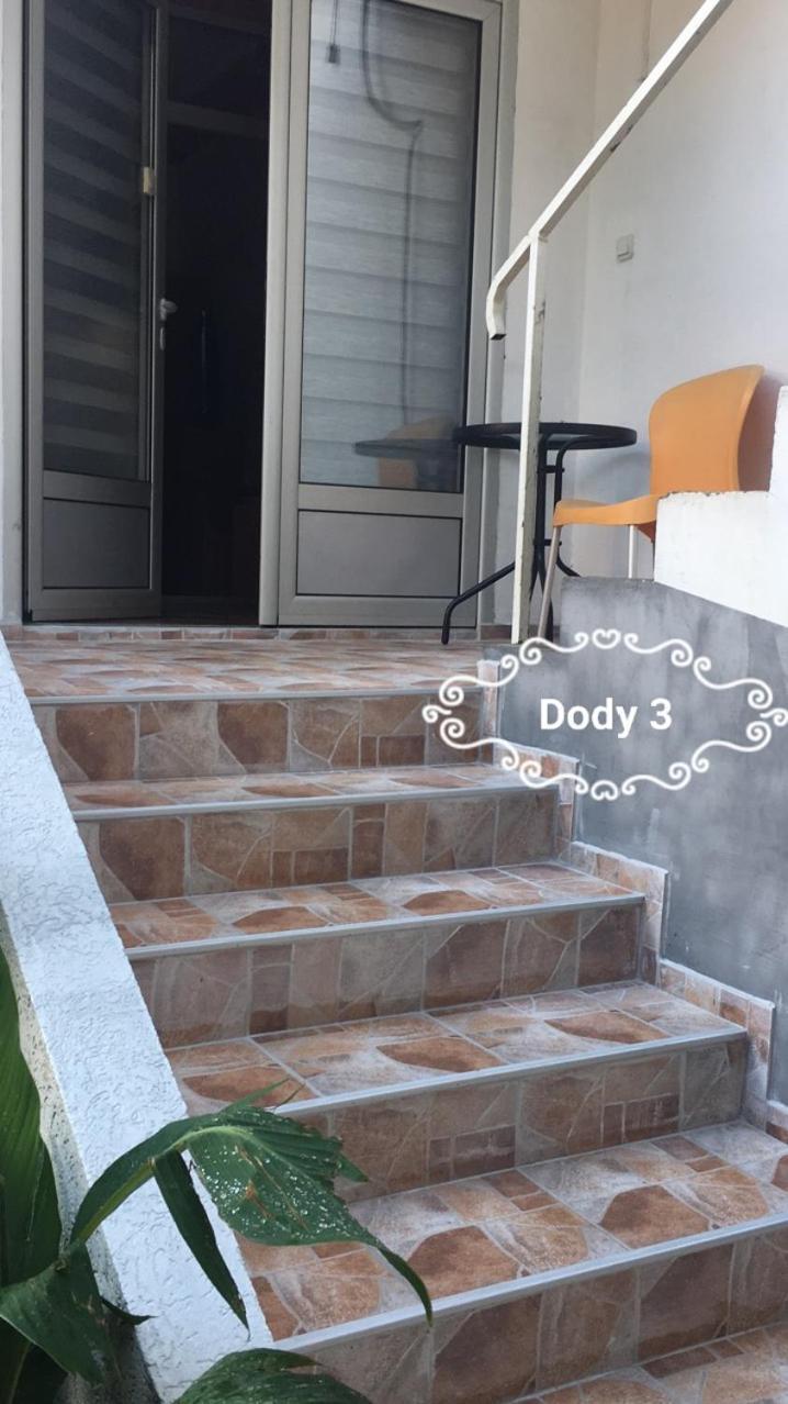 Dody Apartmani Leskovac  Eksteriør billede